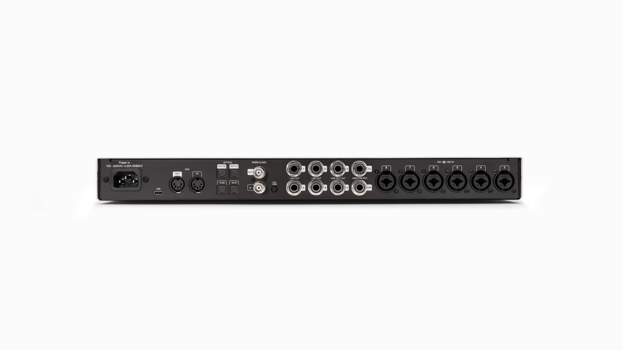 Universal Audio Volt 876 USB Recording Studio (UA-VOLT-876-U) | Musician Madness