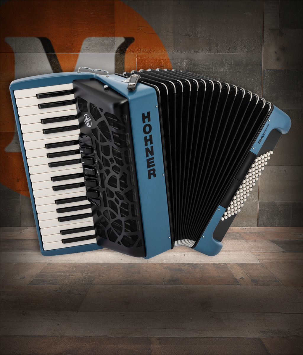 Hohner Bravo MyColor Chromatic 72 Bass Piano Accordion - Water Dark Blue (BR72-DB) | Musician Madness