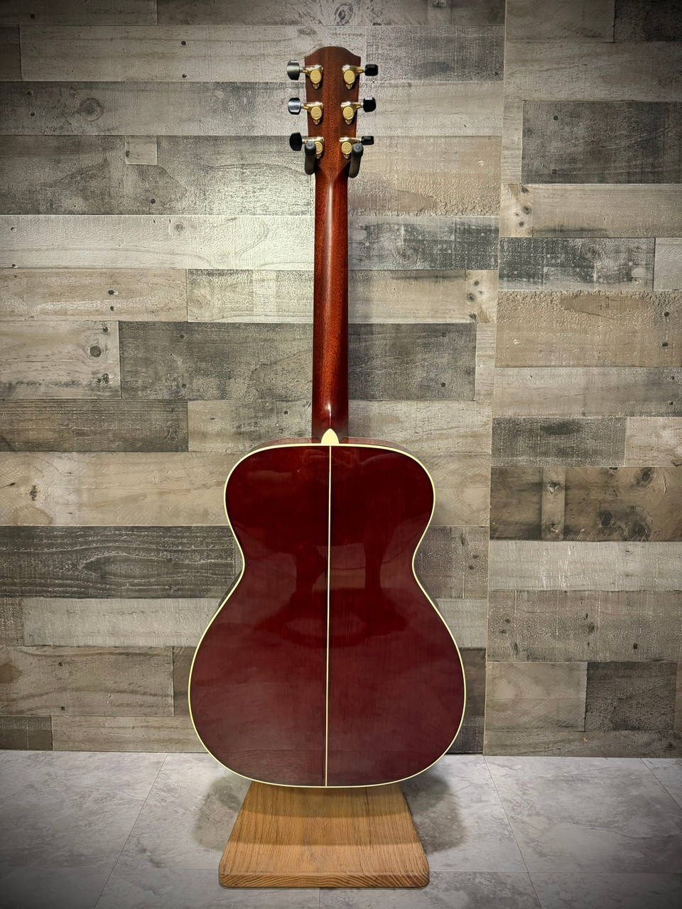 Alvarez Yairi Masterworks FYM60HD Honduran OM Acoustic Guitar