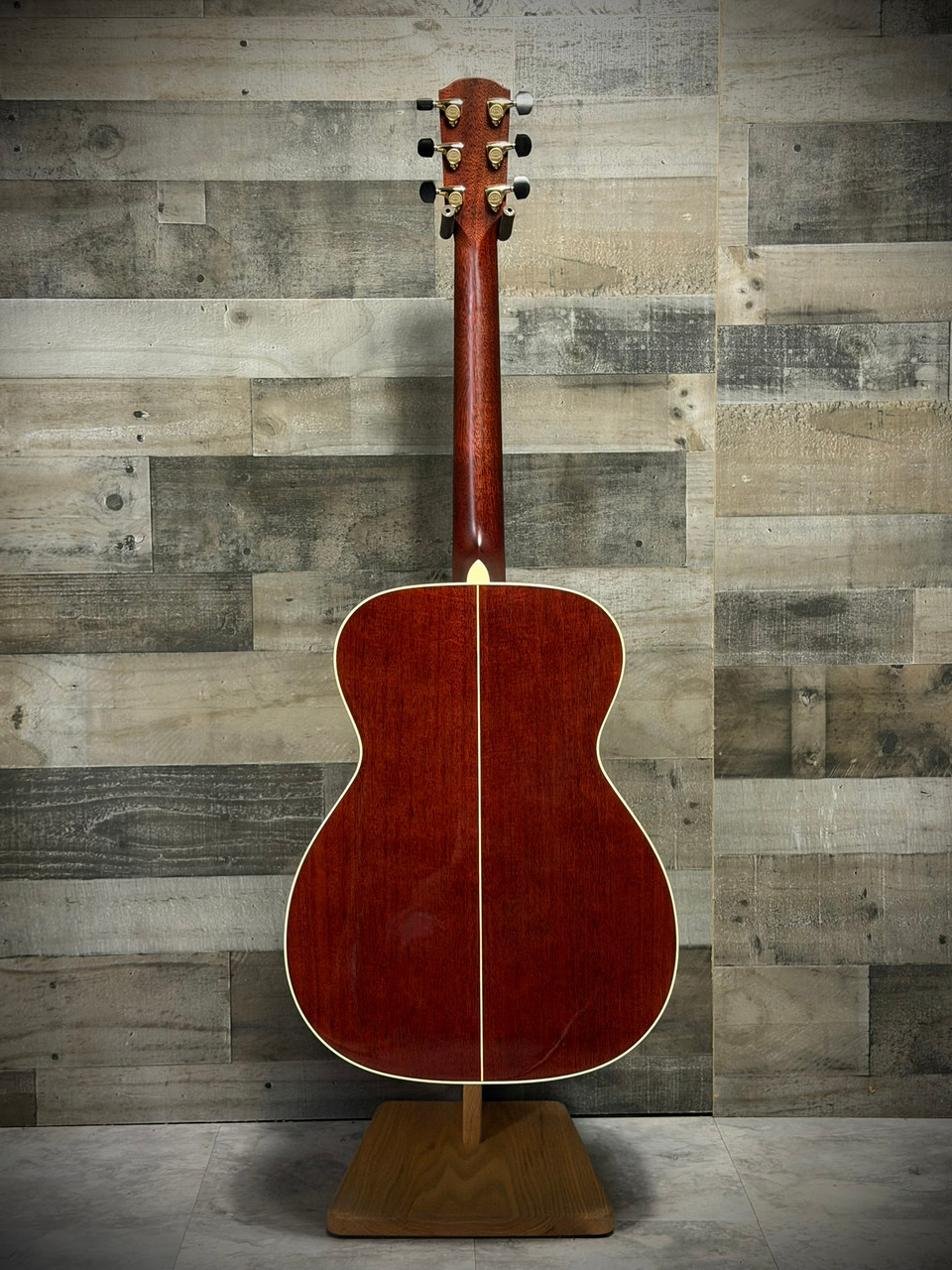 Alvarez FYM66HD Yairi Masterworks Honduran OM Acoustic Guitar (FYM66HD_1) | Musician Madness
