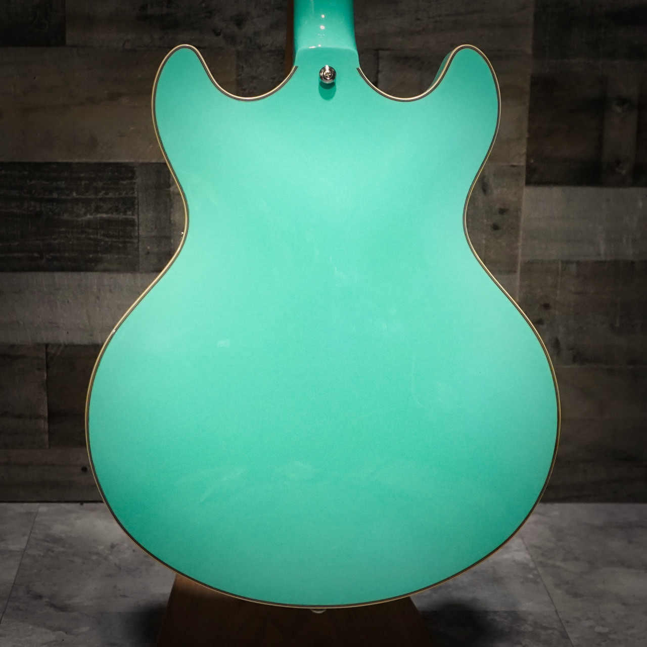 Shop the D'Angelico Premier DC Semi-Hollow Electric Guitar in Surf Green (DAPDCSGRNS) at Musician Madness. Smooth tone, modern style, fast shipping.