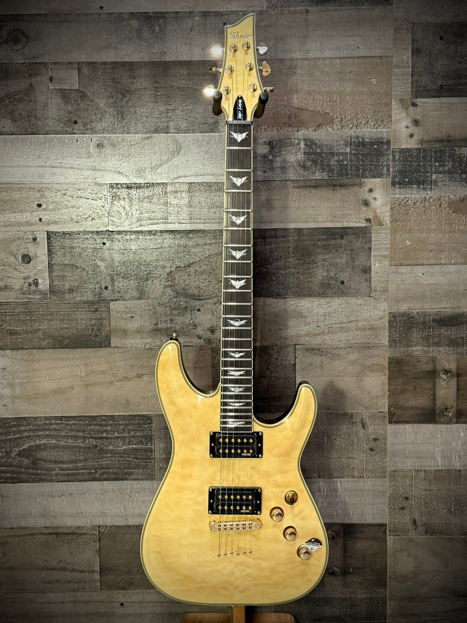 Schecter Omen Extreme-6 Electric Guitar - Gloss Natural (2033
