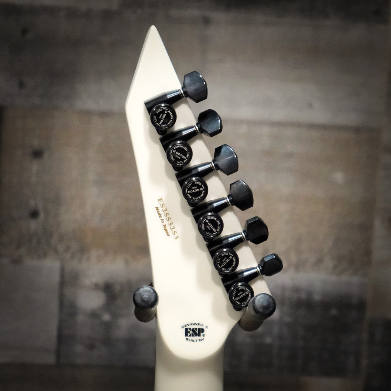 ギター 's effects BOR - White ESP E-II EX NT Electric Guitar - Snow White (EIIEXNTSW) | Musician