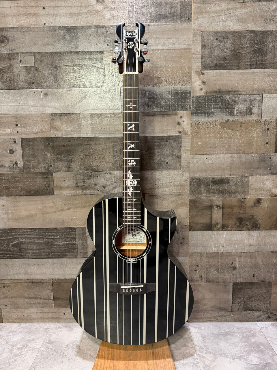 Schecter Synyster Gates Syn AC-GA SC Acoustic Guitar - Gloss Black w/ Silver Pinstripes (3700) | Musician Madness