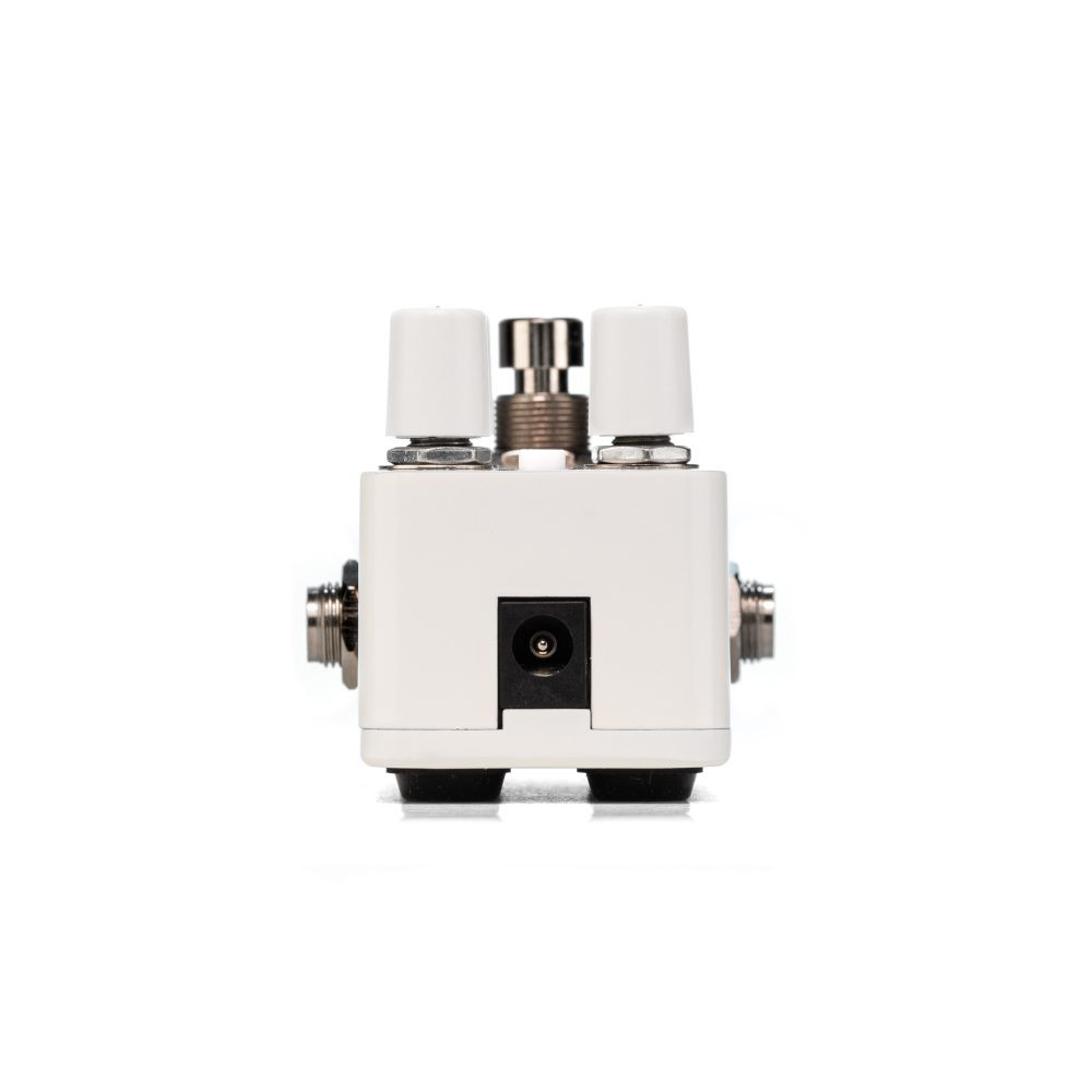 Shop the Electro-Harmonix Pico Canyon Echo Digital Delay Pedal (PICO CANYON) at Musician Madness. Compact size with rich, versatile delay tones.