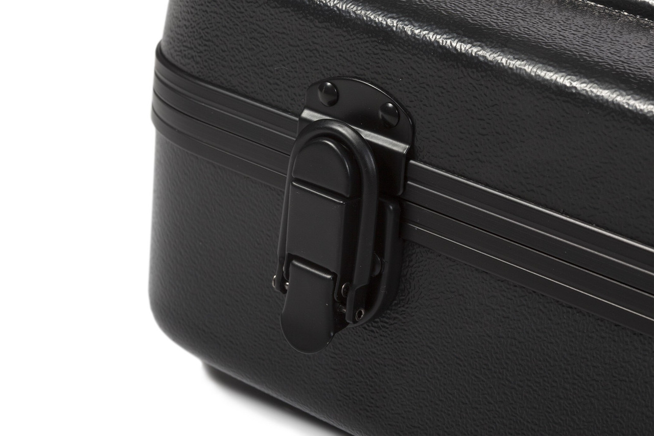 Shop the Schecter SGR-3S S-Shape Guitar Hard Case (1640) at Musician Madness. Durable molded protection designed for S-style electric guitars.