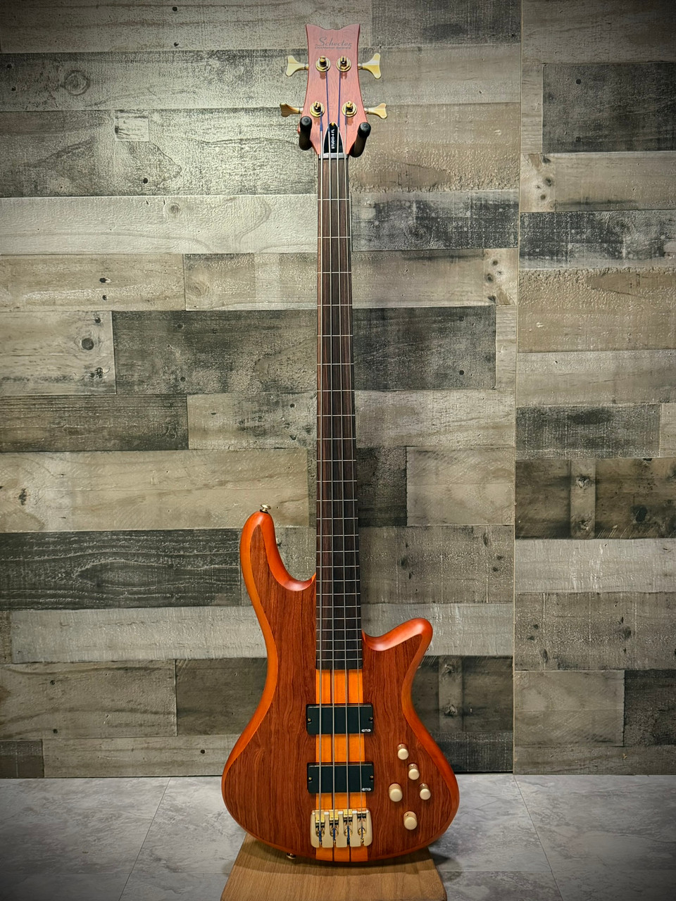 Schecter Stiletto Studio-4 FL - Honey Satin (2750) | Musician Madness