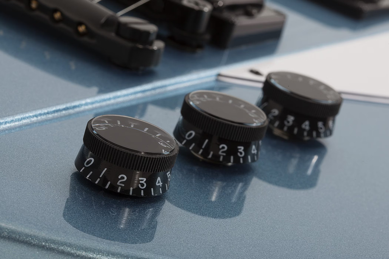 Schecter Ultra - Pelham Blue (PHB) (1722)