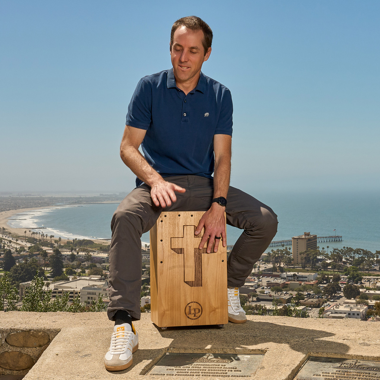LP Cross Cajon - Natural percussion instrument