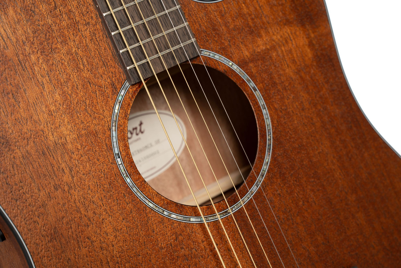 Cort Earth 60 Mahogny Solid Drd A/E (EARTH60MCEOP-U)