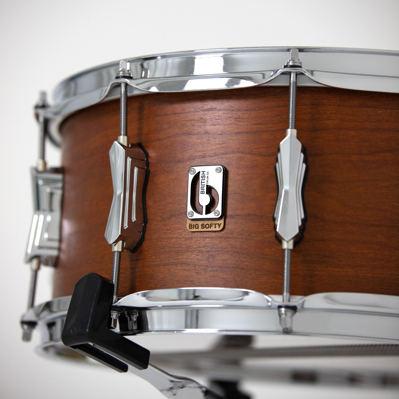 British Drum Co. BS-14-65-SN Big Softy Series Cherry and Balsa Snare 6.5" x 14" (BS-14-65-SN-U)