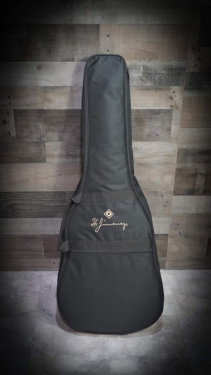 H. Jimenez Bajo Quinto Cutaway Electric w/ Gig Bag (LBQ4EBT) | Musician Madness