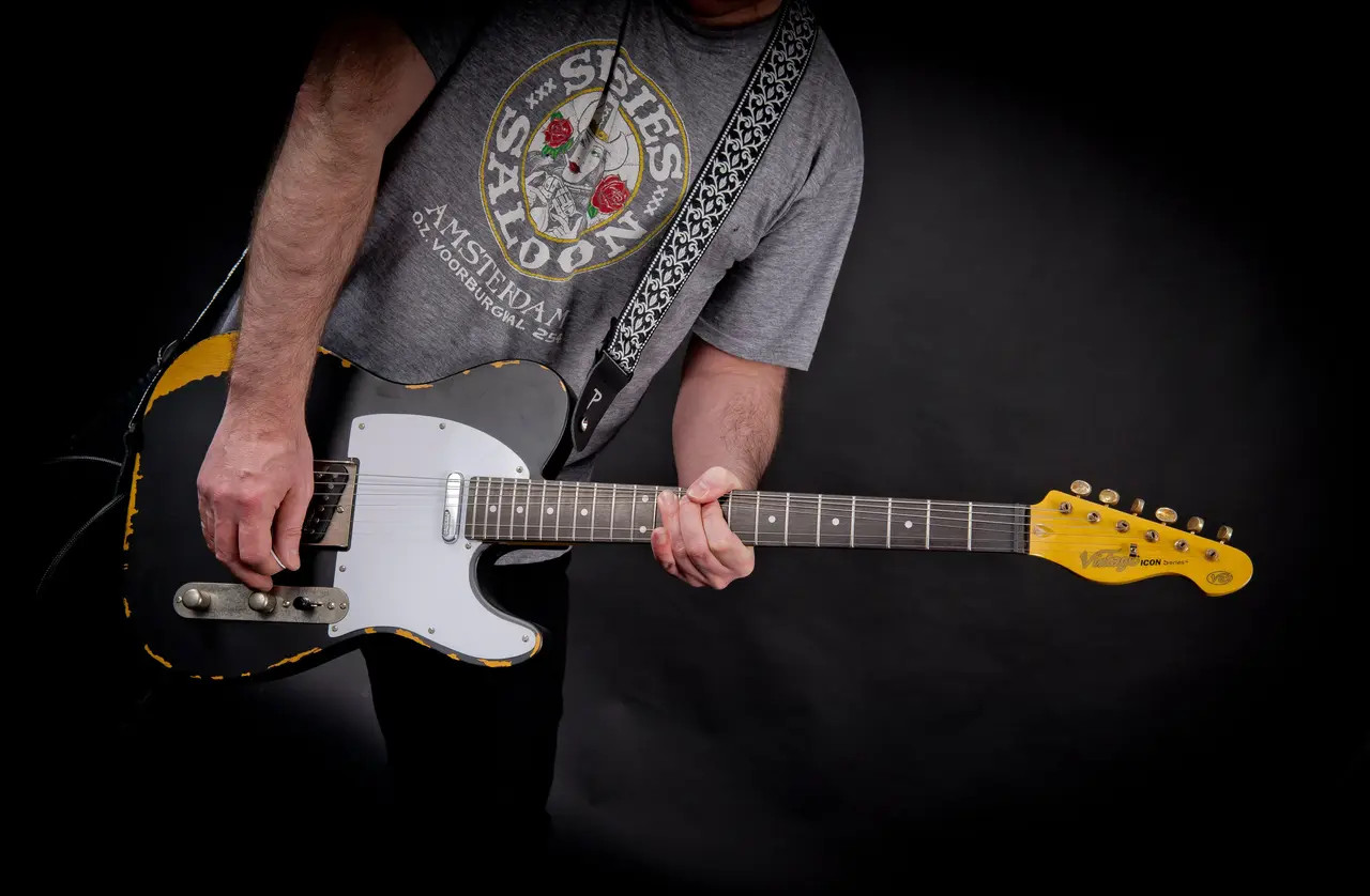 Vintage V62 ICON Electric Guitar - Distressed Black (V62MRBK) | Musician Madness