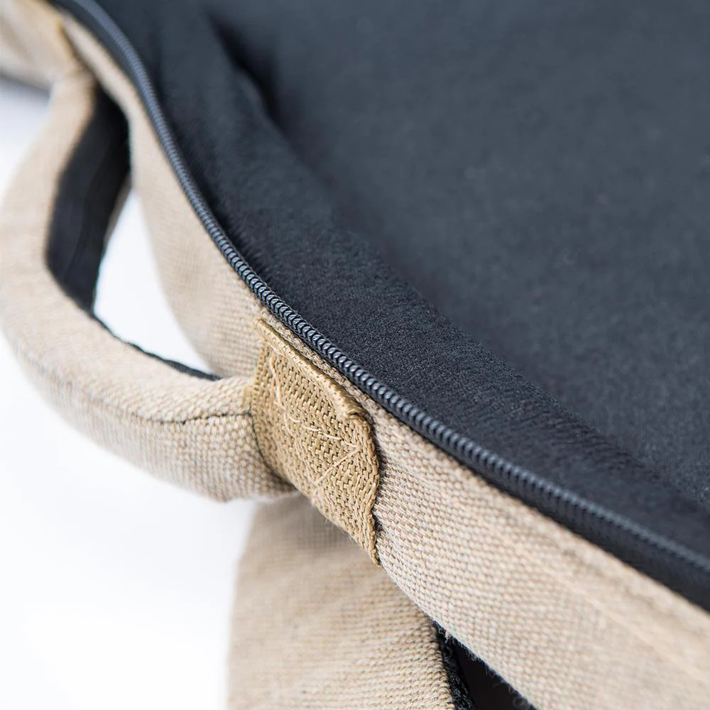 Vintage VCEG1 Distressed Look Electric Gig Bag Sand (VCEG1)