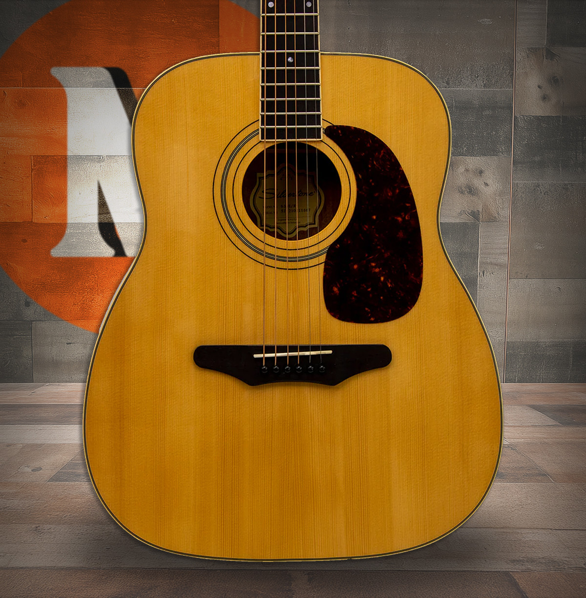 Silvertone Jumbo Acoustic Guitar - Gloss Natural (633N) | Musician Madness