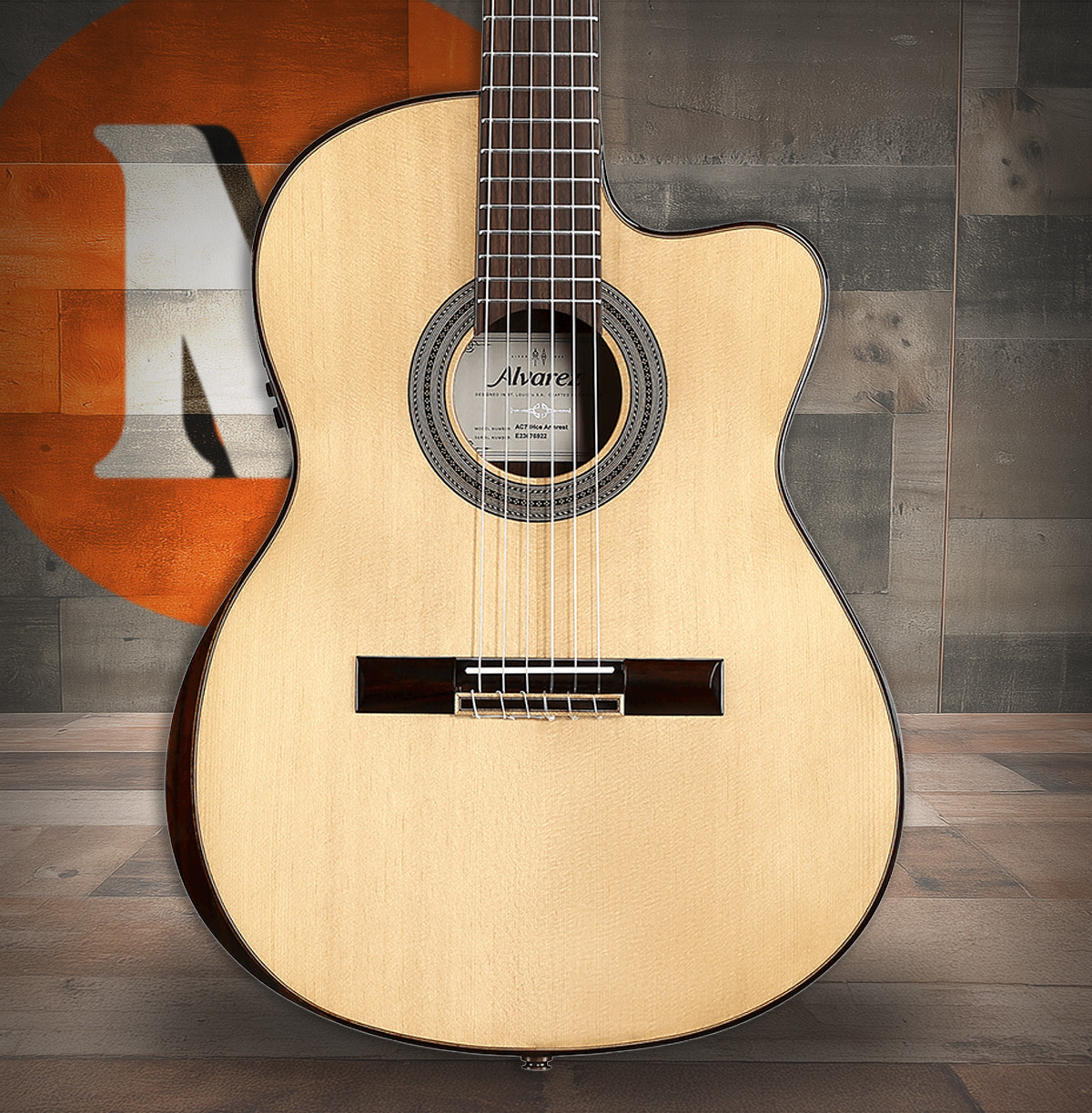 Alvarez Artist Classical Guitar Acoustic Electric Hybrid Armrest with Cutaway (AC70HCE_Armrest)