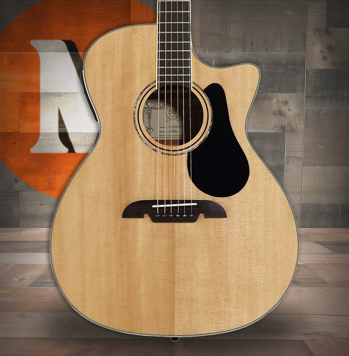Alvarez Artist Grand Auditorium Guitar Acoustic Electric Shadowburst with Cutaway (AG60CE_Shadowburst)