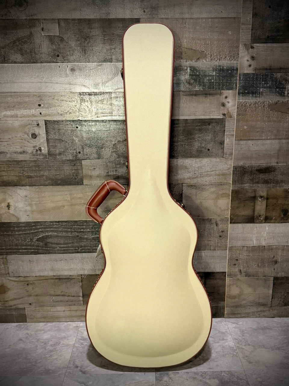 Alvarez Yairi Masterworks Honduran Parlor Acoustic Guitar - FST6 (PYM66HD) | Musician Madness
