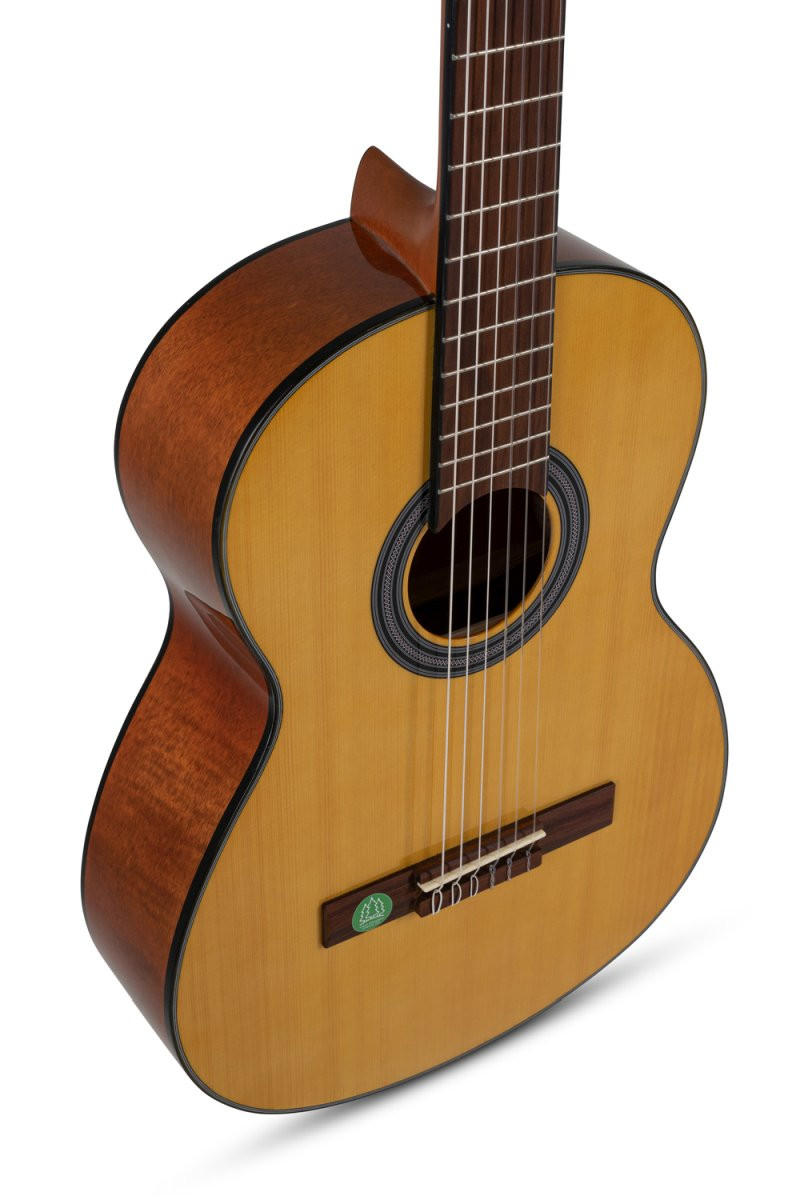 GEWA Student Solid Top Classical Guitar 4/4 Natural Spruce (VG500178) | Musician Madness