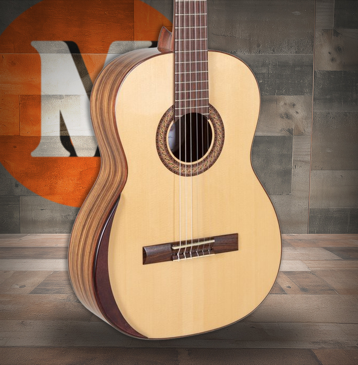 Manuel Rodriguez Academia 40-S Spruce/Zebrano 4/4 Gloss Armrest (40-S)