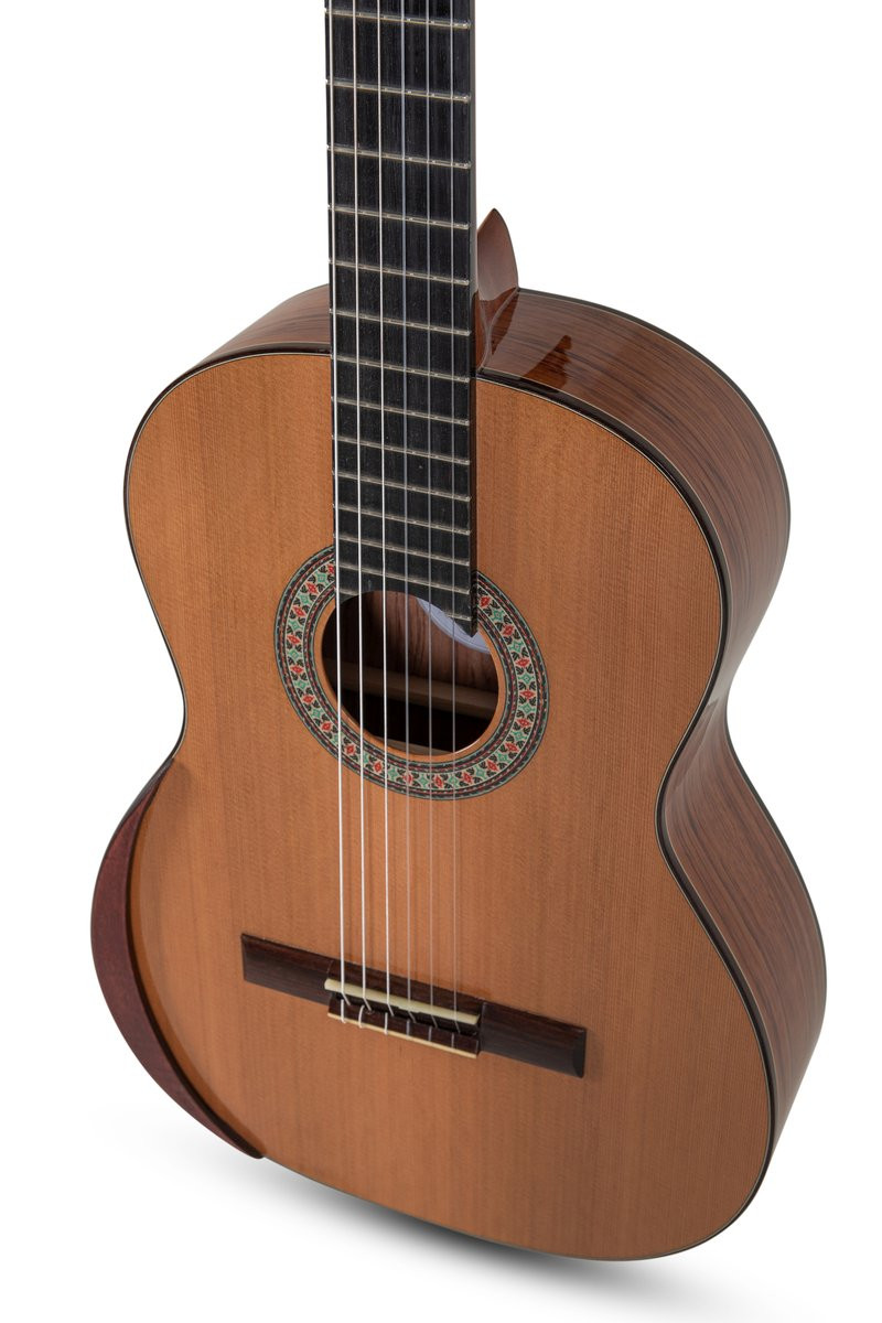 Manuel Rodriguez Superior A-C Cedar/Bubinga 4/4 Gloss, Armrest (A-C) | Musician Madness