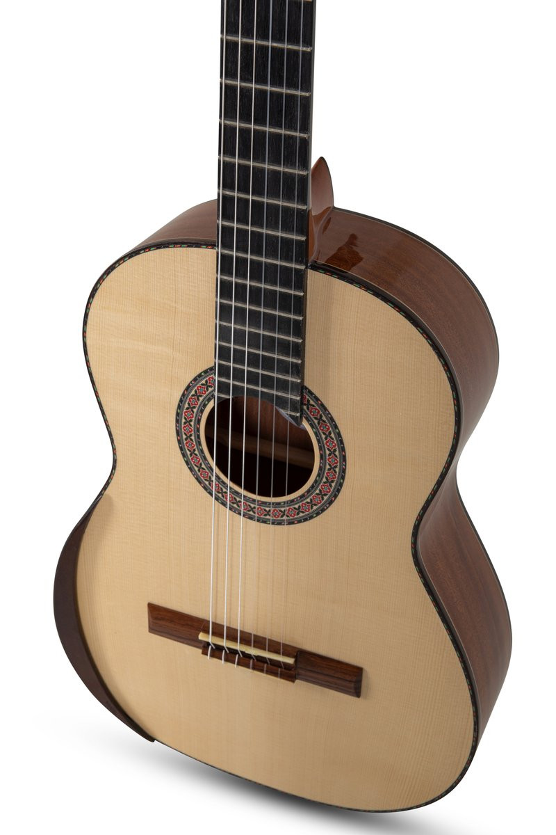 Ovation Manuel Rodriguez Magistral D-S Spruce/Mahogany 4/4 Armrest (D-S) | Musician Madness