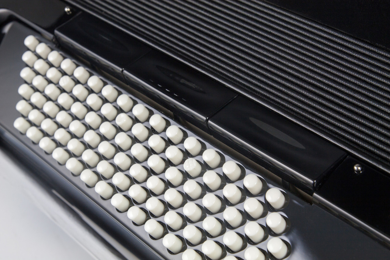 Hohner Amica Forte Iv 72 - Jet Black (AMIIV72)