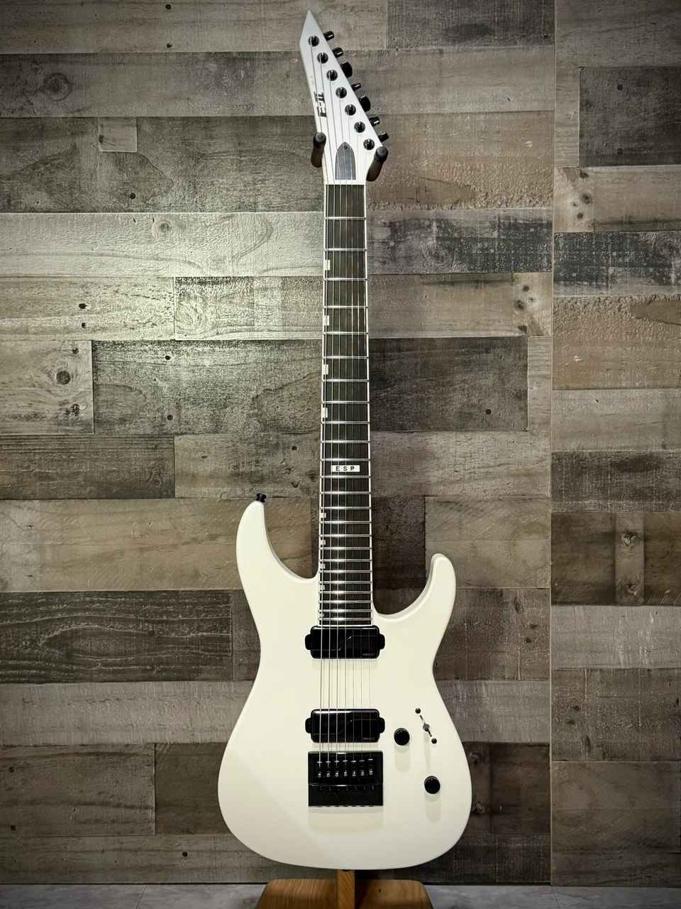 ESP E-II M-II 7B ET - Pearl White (EIIMII7BETPW) | Musician Madness