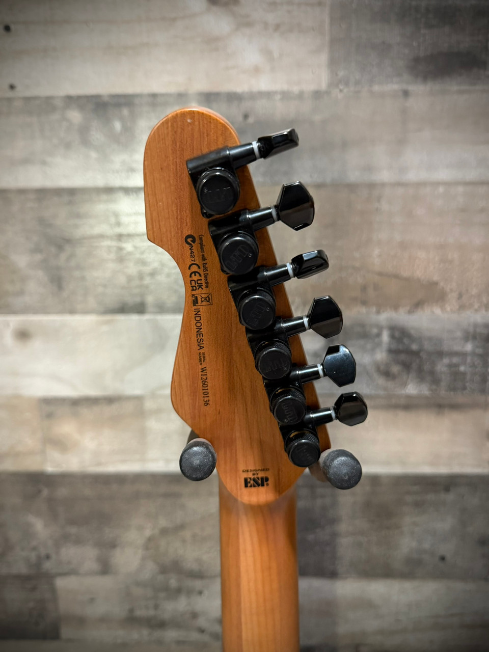 LTD TH-400 Scarlet Metallic (LTH400SCM) | Musician Madness