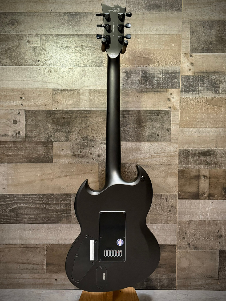 LTD Viper-1001 Evertune Charcoal Metallic Satin (LVIPER1001ETCHMS) | Musician Madness