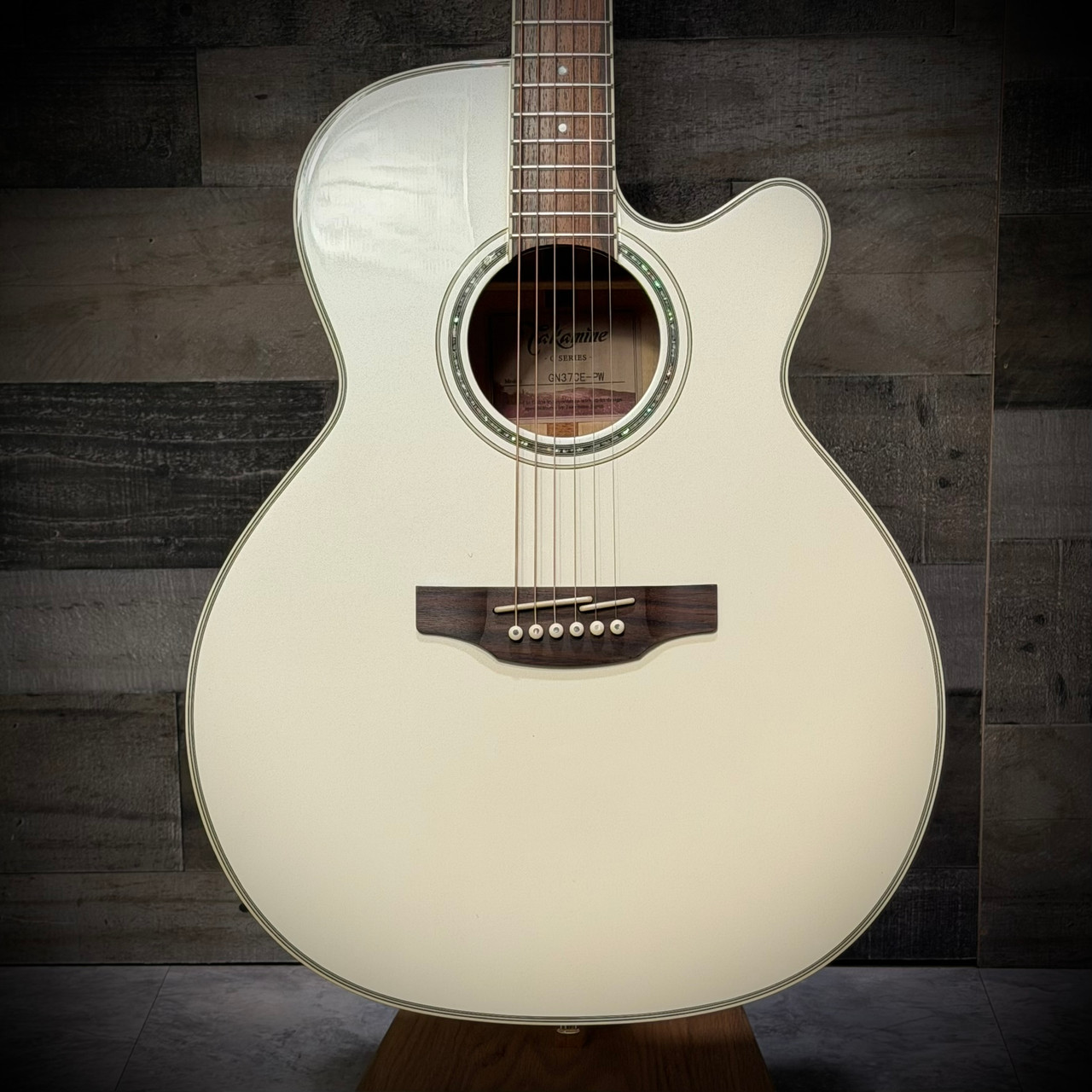 Takamine GN37CE Acoustic Electric Guitar - Pearl White w/ Gig Bag (TAKGN37CEPW)