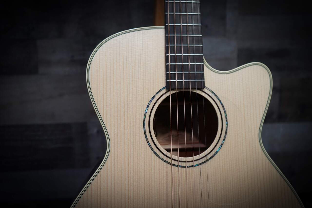 Alvarez Yairi GYM60HDCE Custom Acoustic Guitar (1 of 1) (GYM60HDCE)