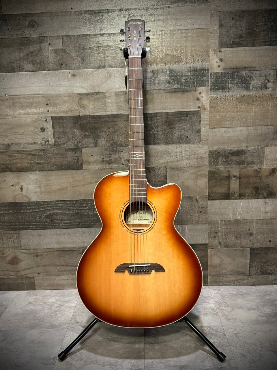 Nomad Hanging Guitar Stand Foldable Yoke (NGS-2114) | Musician Madness