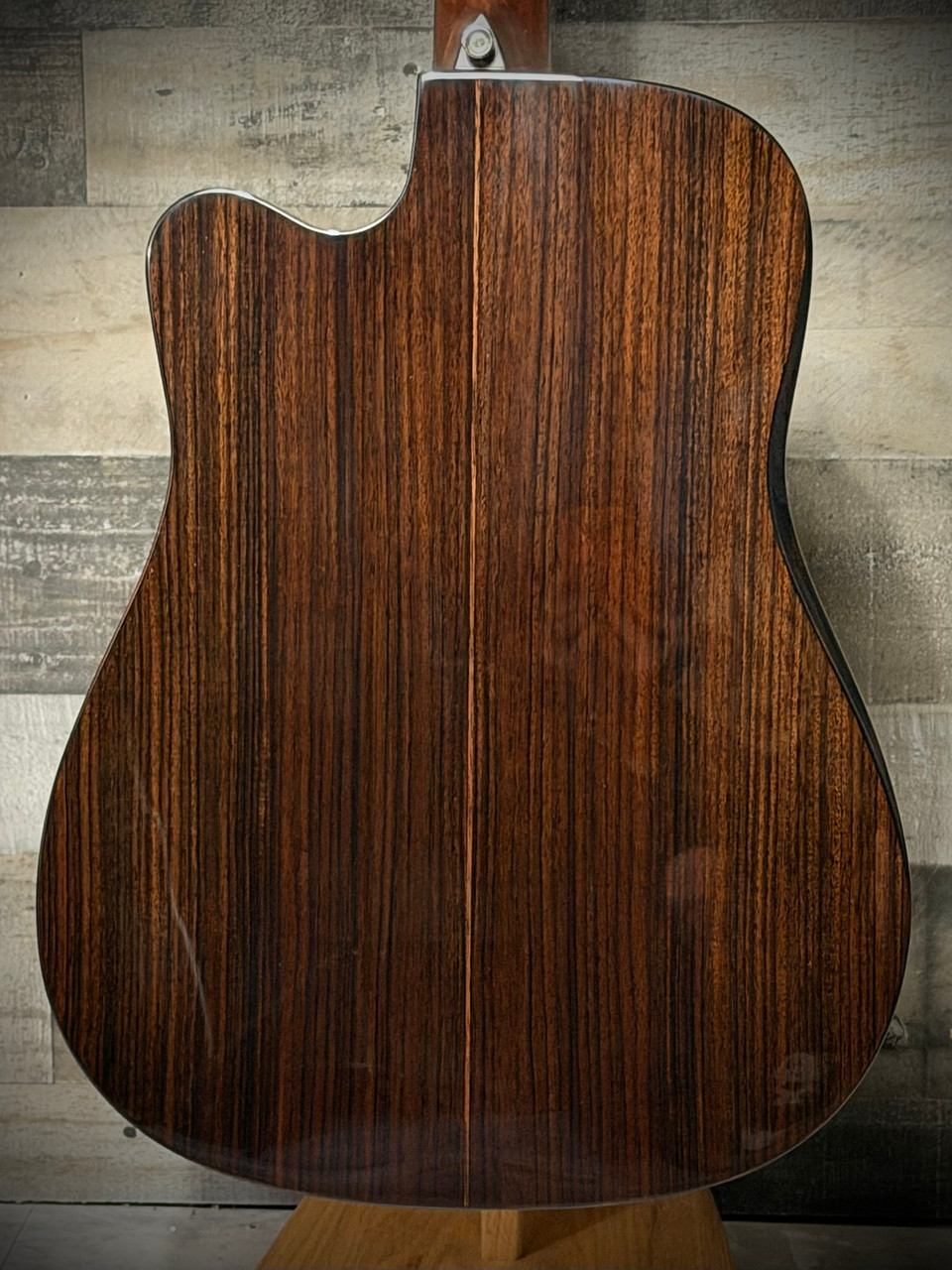 Alvarez MD70CE Custom Masterworks Dreadnought Guitar Acoustic Electric Armrest w/ Cutaway (MD70CE Custom)