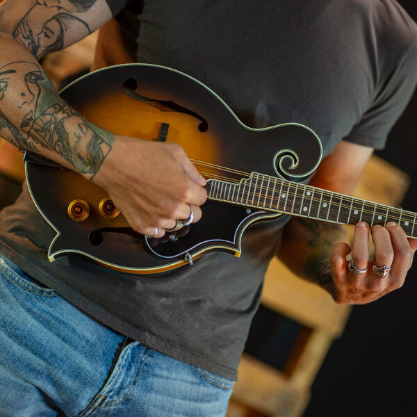 Washburn M3E Pack American Series F-Style Mandolin Pack - Sunburst (M3EK-A-U) | Musician Madness