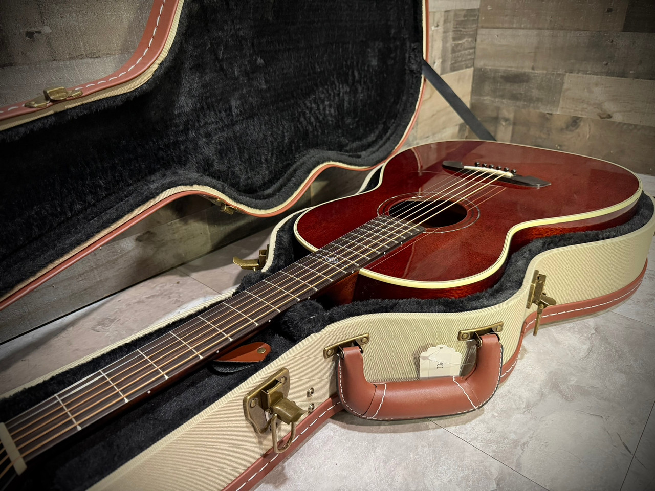 Alvarez Yairi Masterworks PYM66HD Honduran Parlor Acoustic Guitar - B-Stock (PYM66HD)