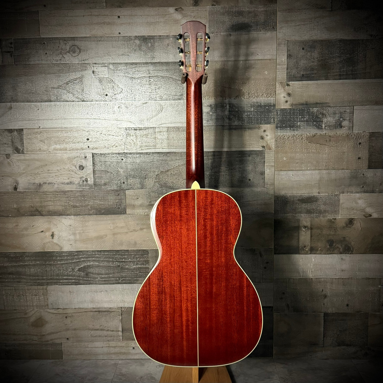 Alvarez Yairi Masterworks PYM66HD Honduran Parlor Acoustic Guitar - B-Stock (PYM66HD)