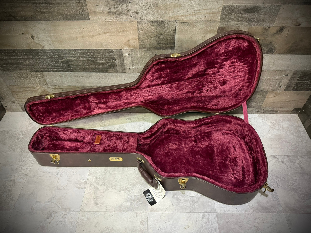 TKL 12 String Dreadnought Guitar Case (TKL07915/DWB)