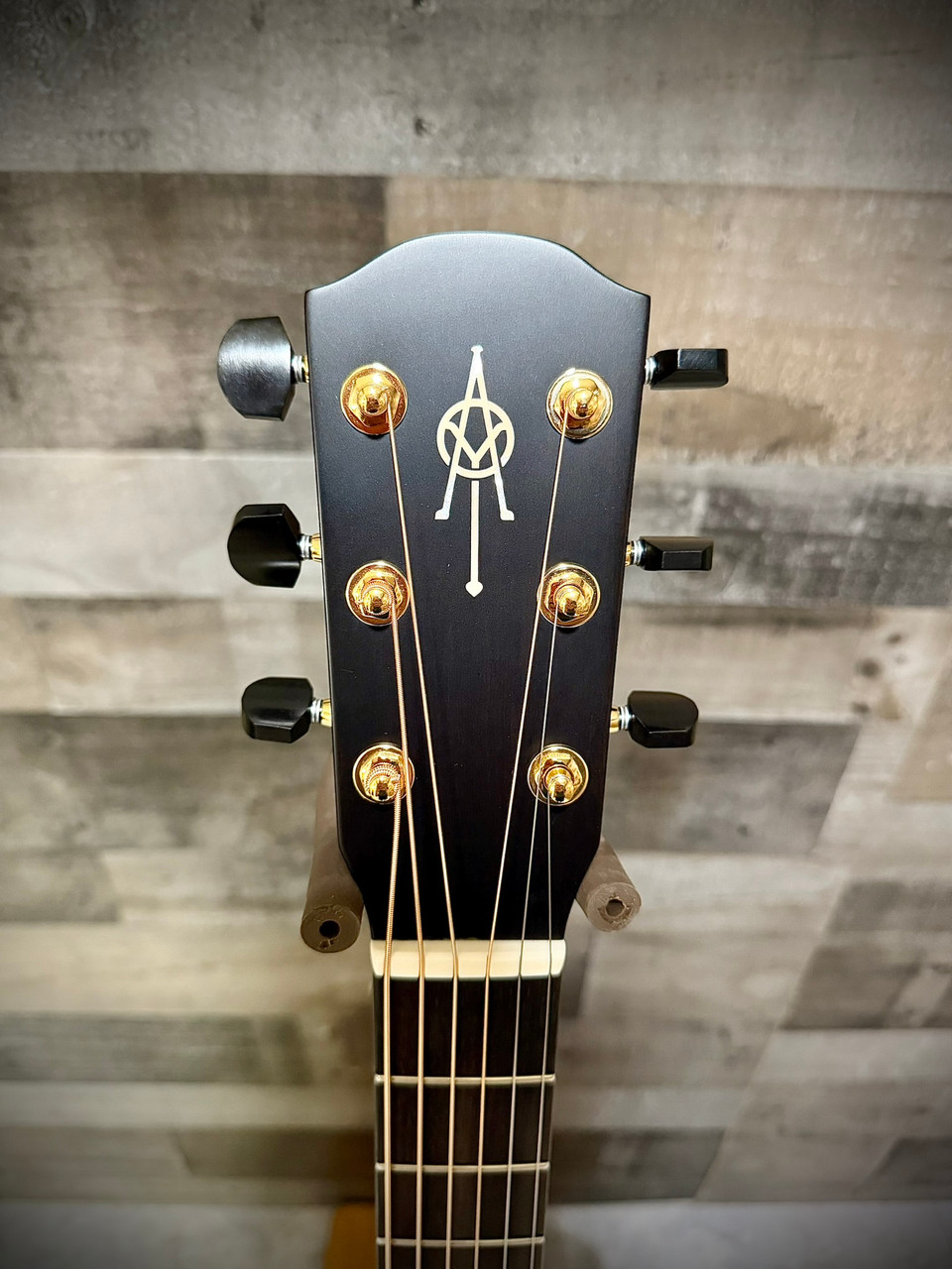 Alvarez DYM66HD Yairi Honduran Masterworks Dreadnought Acoustic Guitar