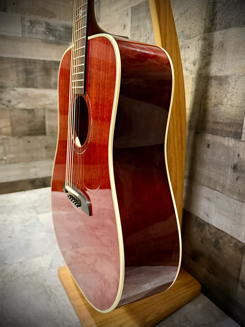 Alvarez DYM66HD Yairi Honduran Masterworks Dreadnought Acoustic Guitar