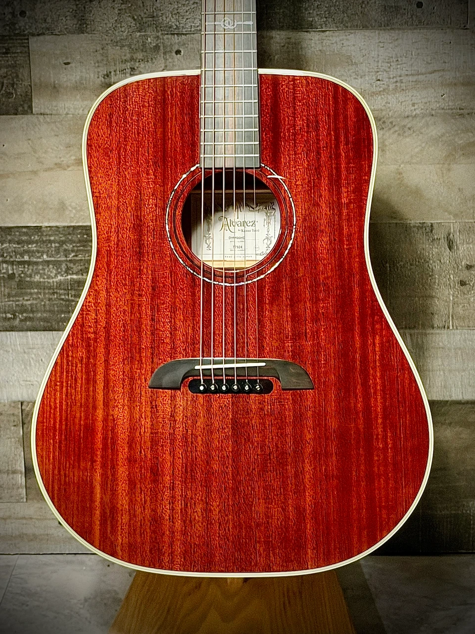 Alvarez DYM66HD Yairi Honduran Masterworks Dreadnought Acoustic Guitar
