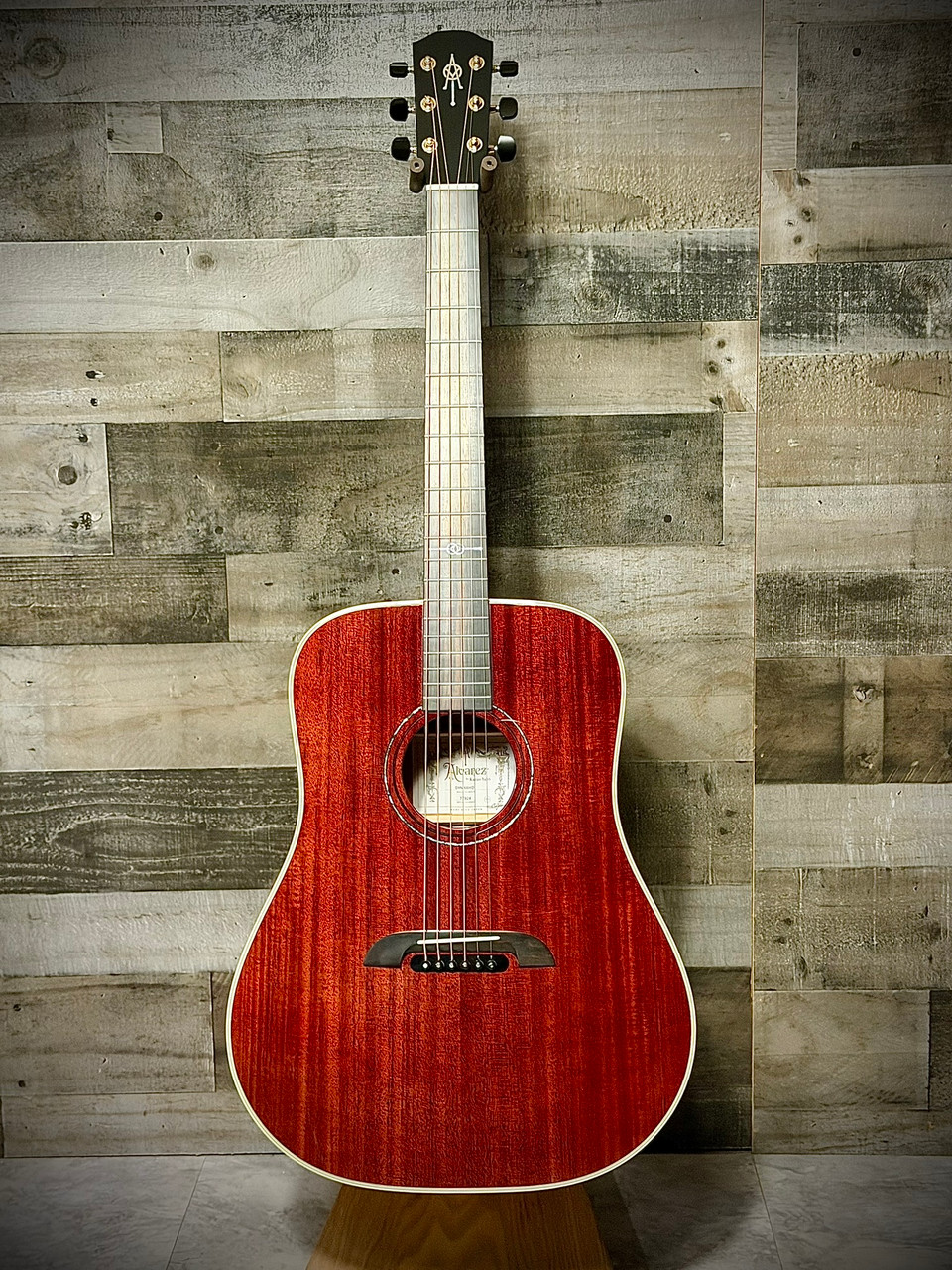 Alvarez DYM66HD Yairi Honduran Masterworks Dreadnought Acoustic Guitar - (DYM66HD_04) | Musician Madness