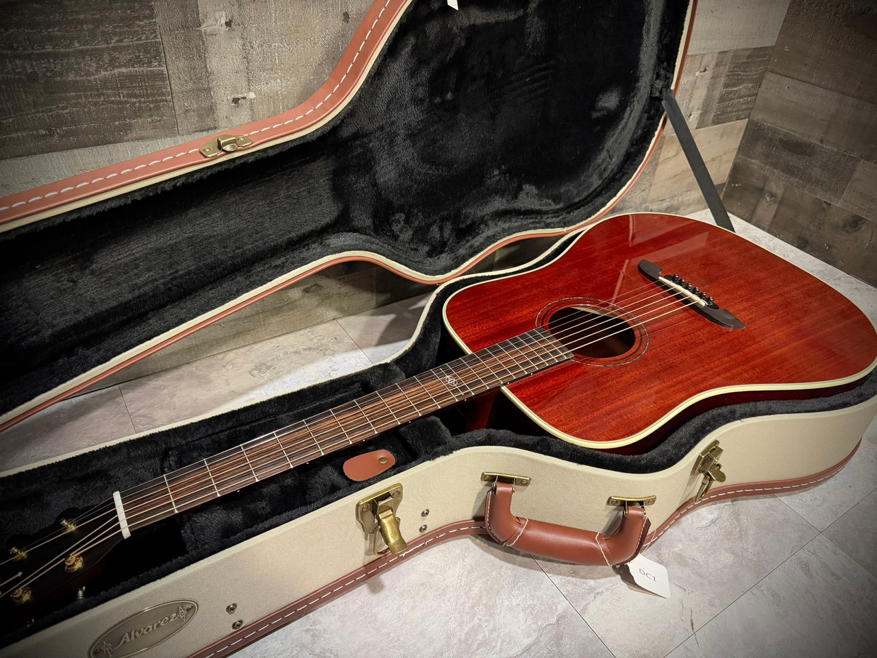 Alvarez DYM66HD Yairi Honduran Masterworks Dreadnought Acoustic Guitar - (DYM66HD_05)