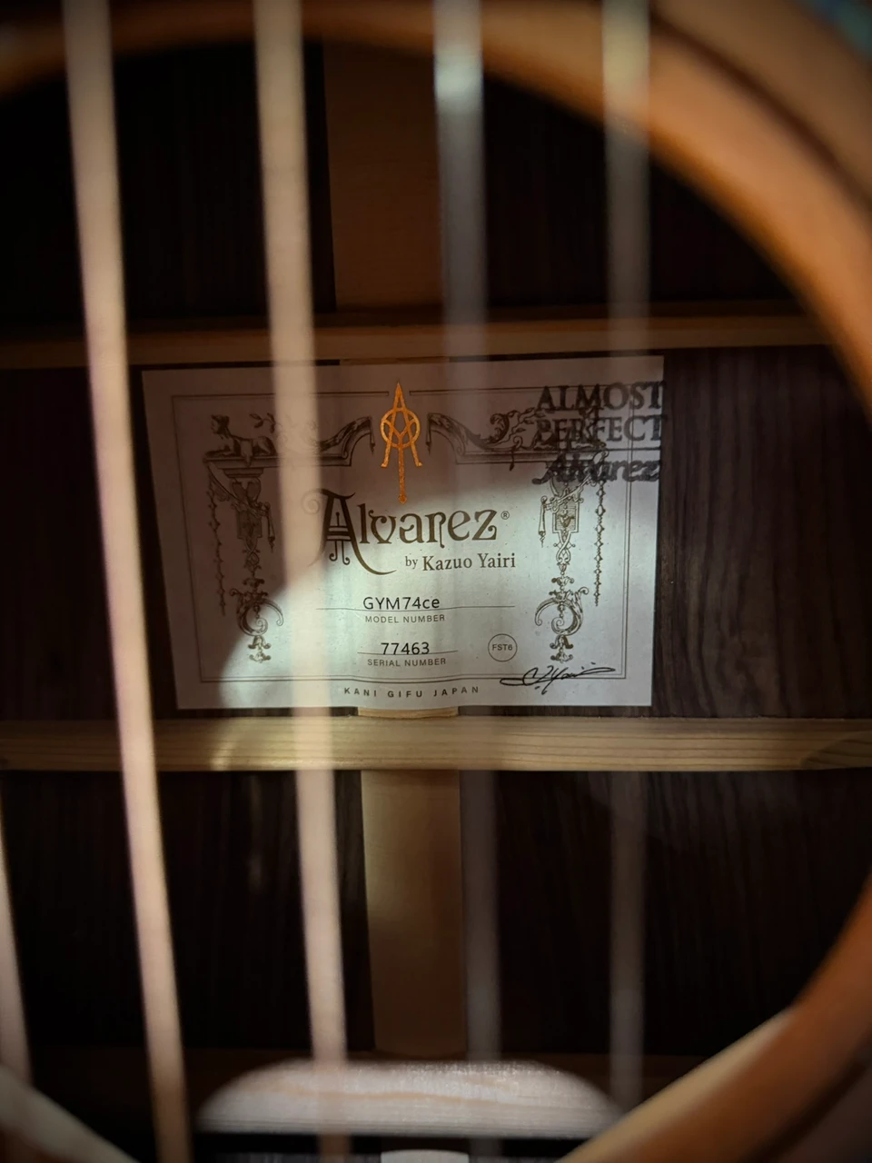 Alvarez Yairi Masterworks GYM74CEX Grand Auditorium Acoustic-Electric - Second (GYM74CEX)