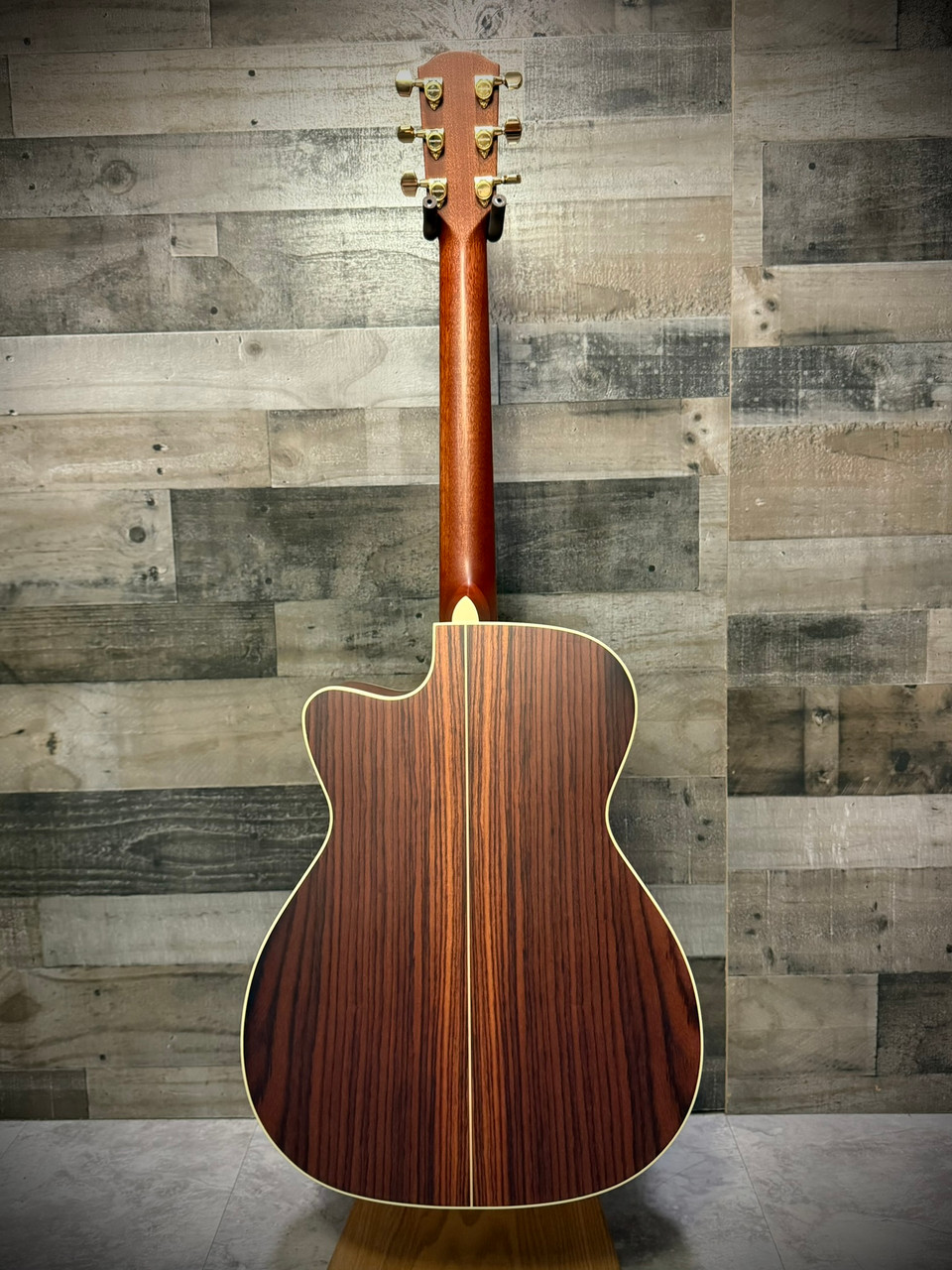 Alvarez Yairi Stage Weir Model Cedar/Rosewood Cutaway Acoustic-Electric Guitar (WY1) | Musician Madness