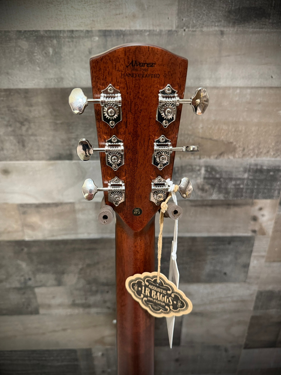 Alvarez MD70CE Custom Masterworks Dreadnought Guitar Acoustic Electric Armrest w/ Cutaway (MD70CE Custom) | Musician Madness