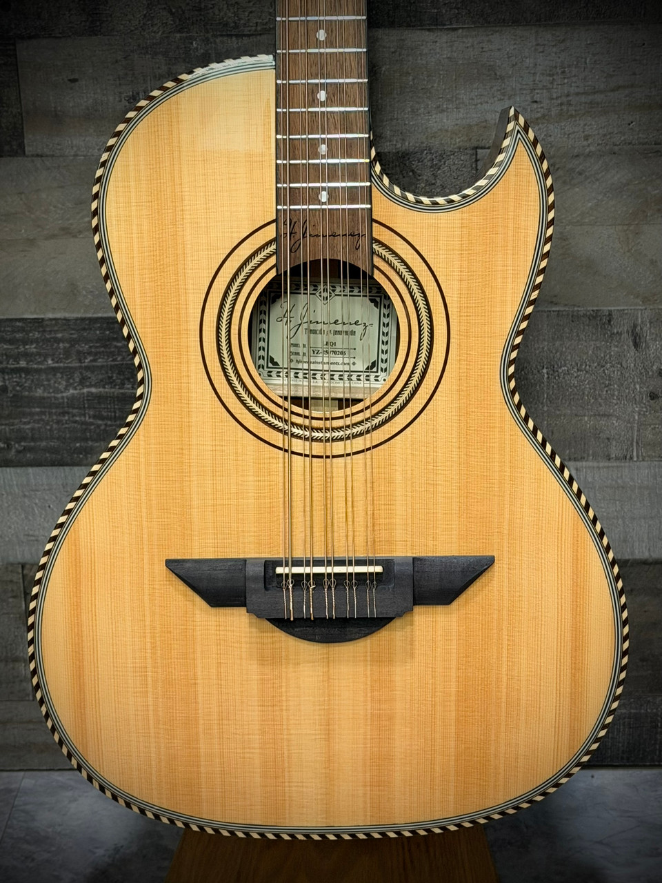 H. Jimenez Bajo Quinto Cutaway (LBQ1) | Musician Madness