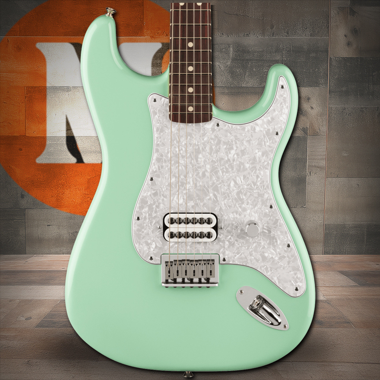 Fender Tom DeLonge Stratocaster Rosewood Fingerboard, Surf Green | Musician Madness