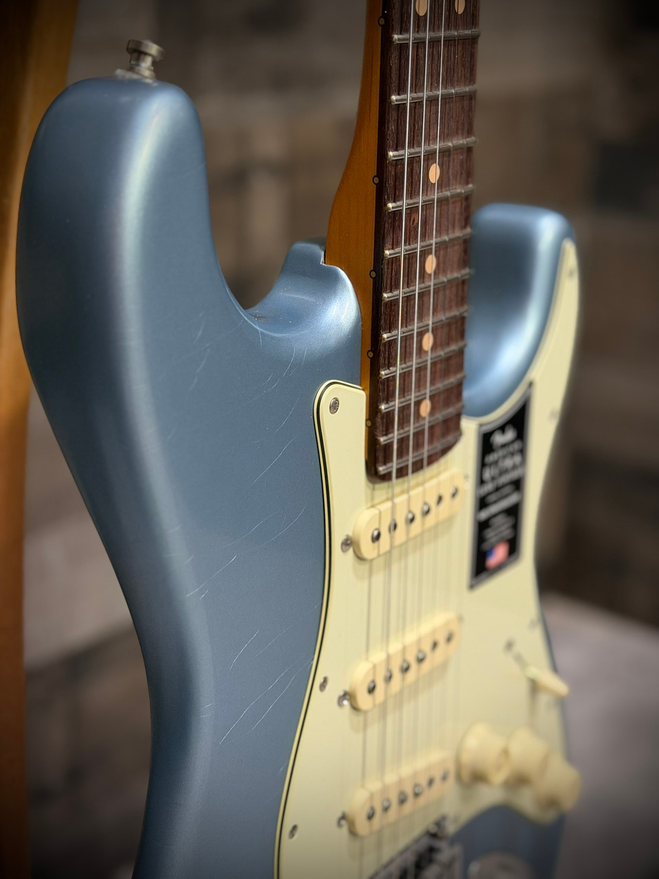 Fender American Ultra Luxe Vintage '60s Stratocaster Rosewood Fingerboard, Ice Blue Metallic | Musician Madness