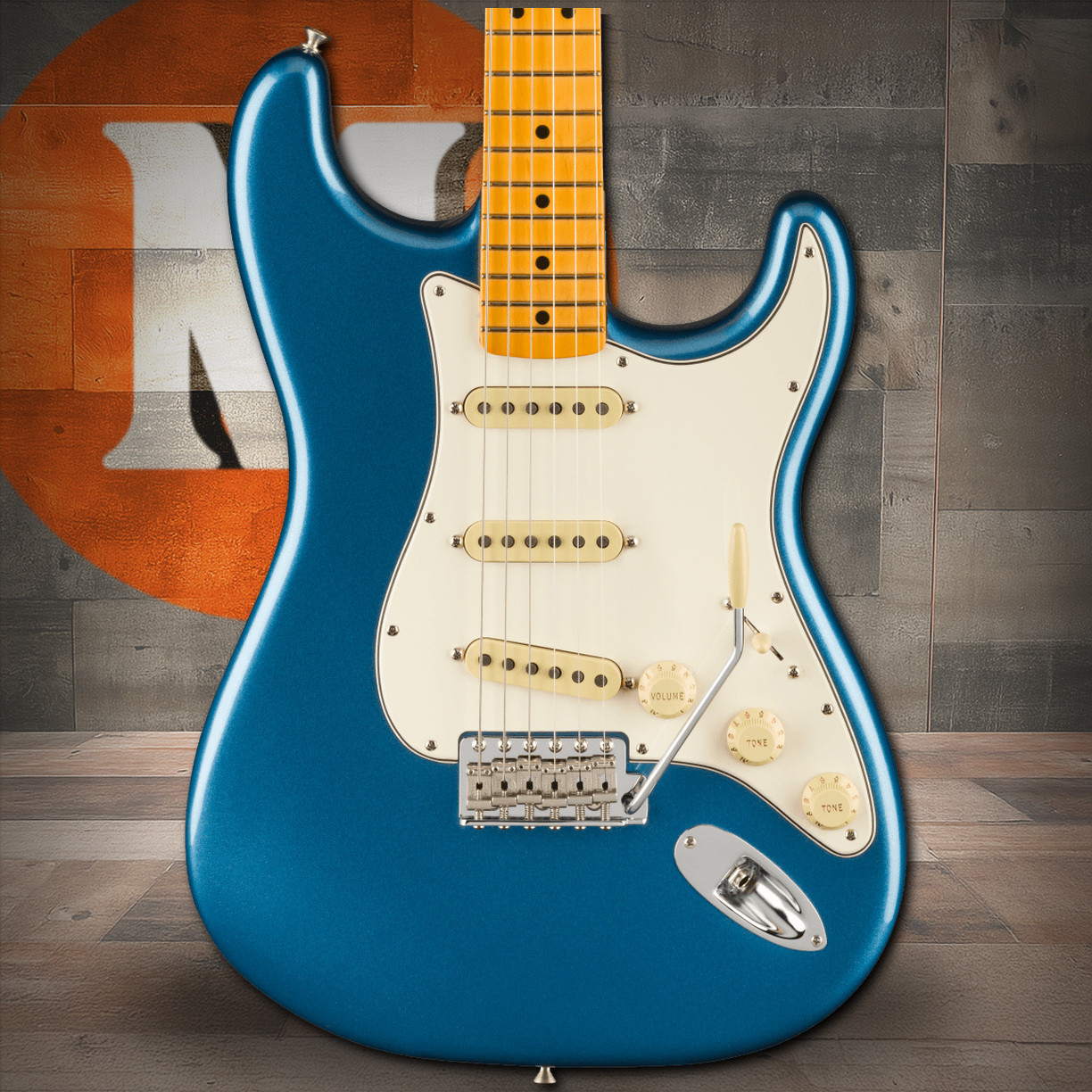 Fender American Vintage II 1973 Stratocaster Maple Fingerboard, Lake Placid Blue | Musician Madness